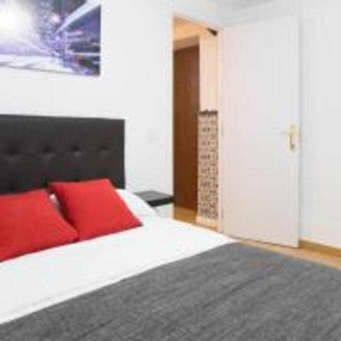 Apartamento Sotano En Gran Via 마드리드 외부 사진