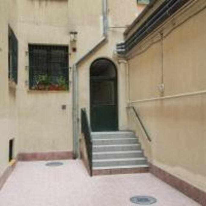 Apartamento Sotano En Gran Via 마드리드 외부 사진